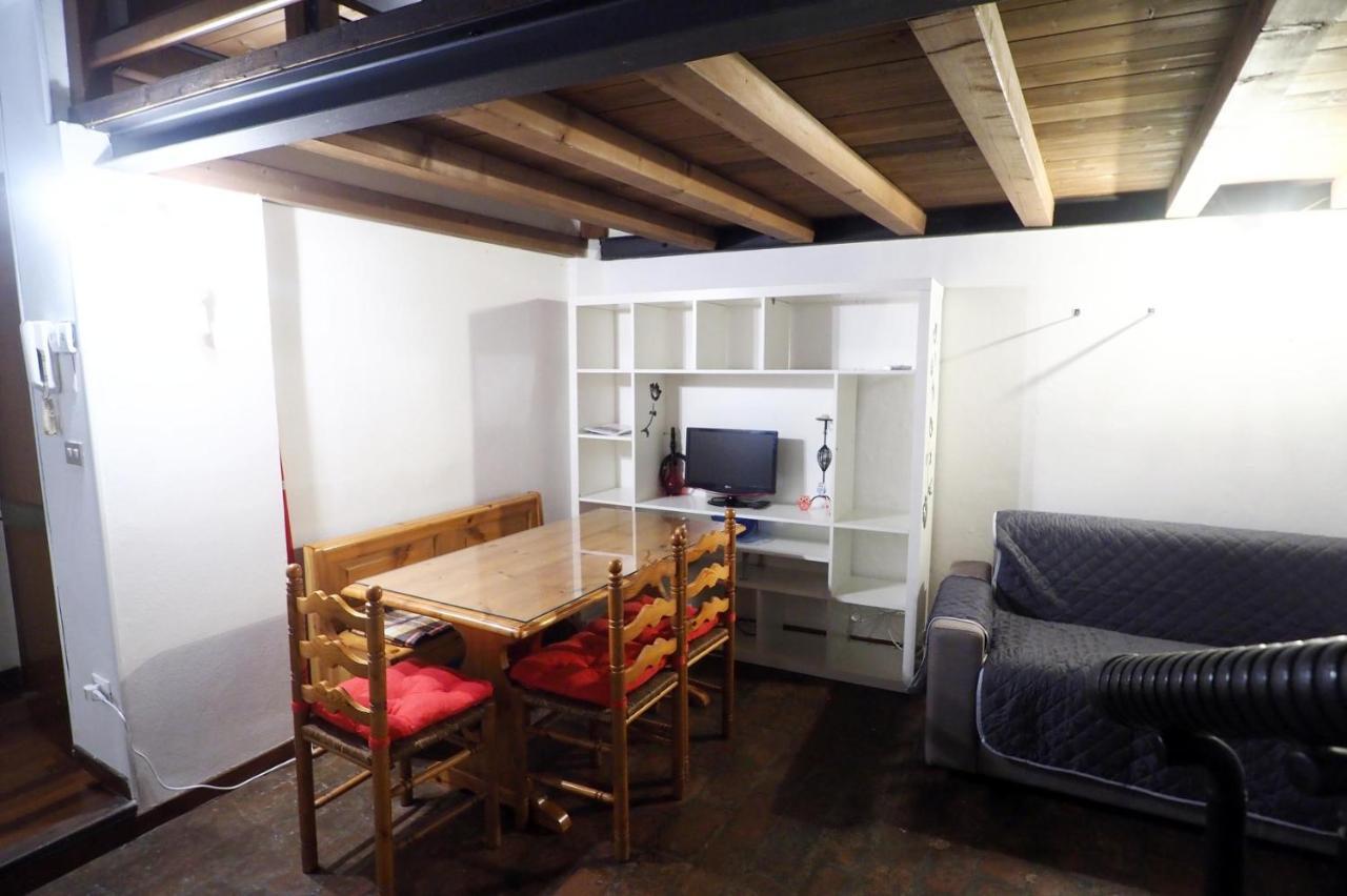 Piazza Della Pace Apartment Bologna Bagian luar foto